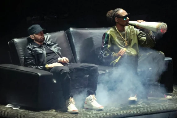 Eminem and Snoop Dogg at VMAs 2022