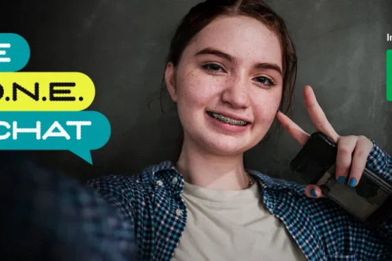 EE The PHONE Chat